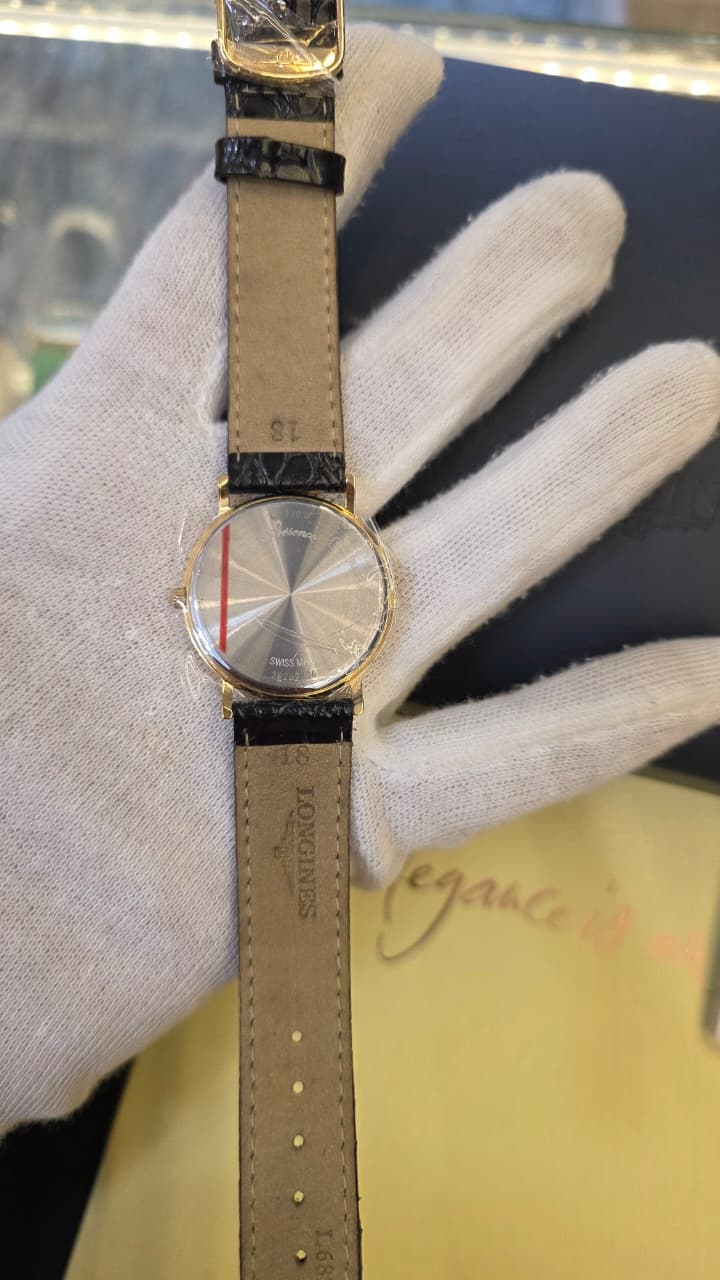 Longines Présence Calendar Date Two Tone White Dial Roman Numbers Original Strap Buckle Classic Gold Capped Vintage Swiss Made Ref L4.720.2 38269206