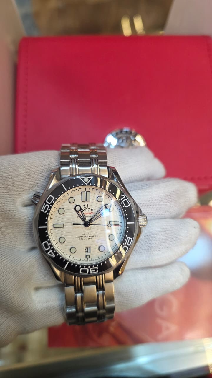 Omega Seamaaster Automatic