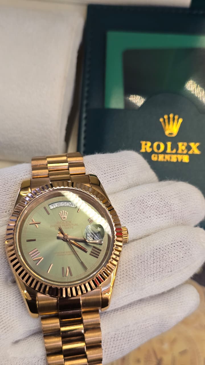 Rolex Day-Date Automatic Rose Gold Olive Dial