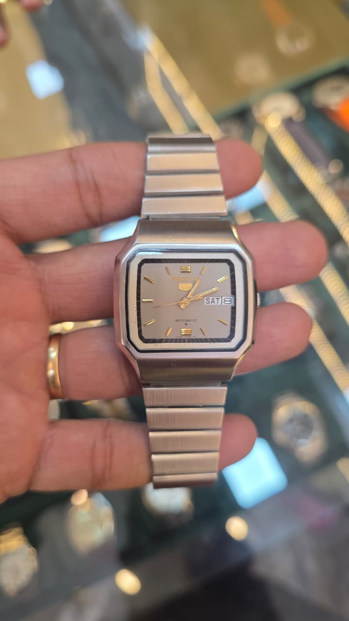 Seiko5 Automatic TV dial shape