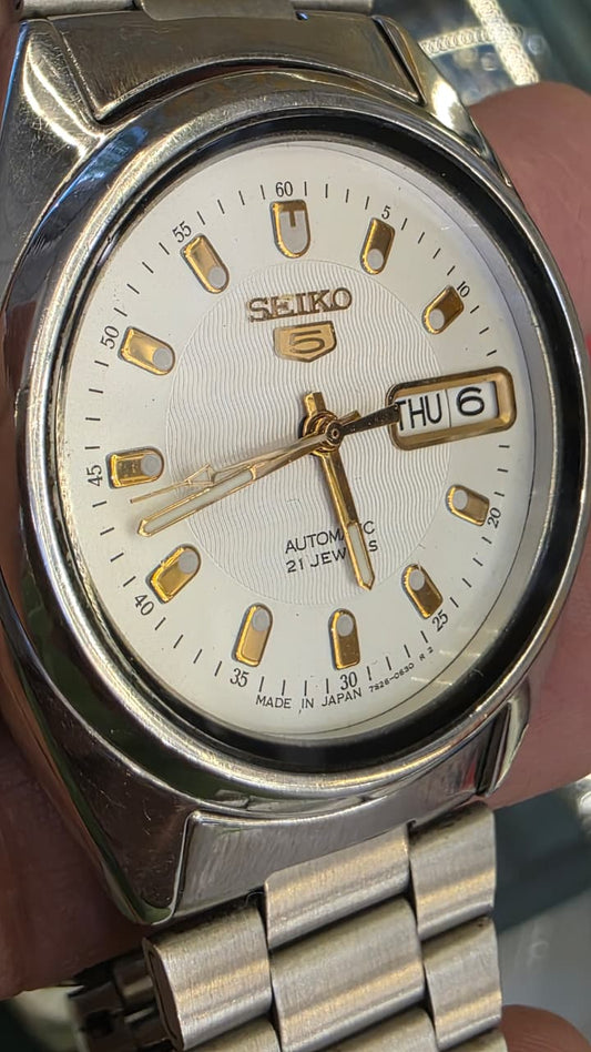 Seiko5 Automatic 7s26 movement 21jewels DayDate