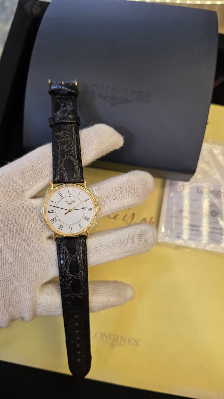 Longines Présence Calendar Date Two Tone White Dial Roman Numbers Original Strap Buckle Classic Gold Capped Vintage Swiss Made Ref L4.720.2 38269206